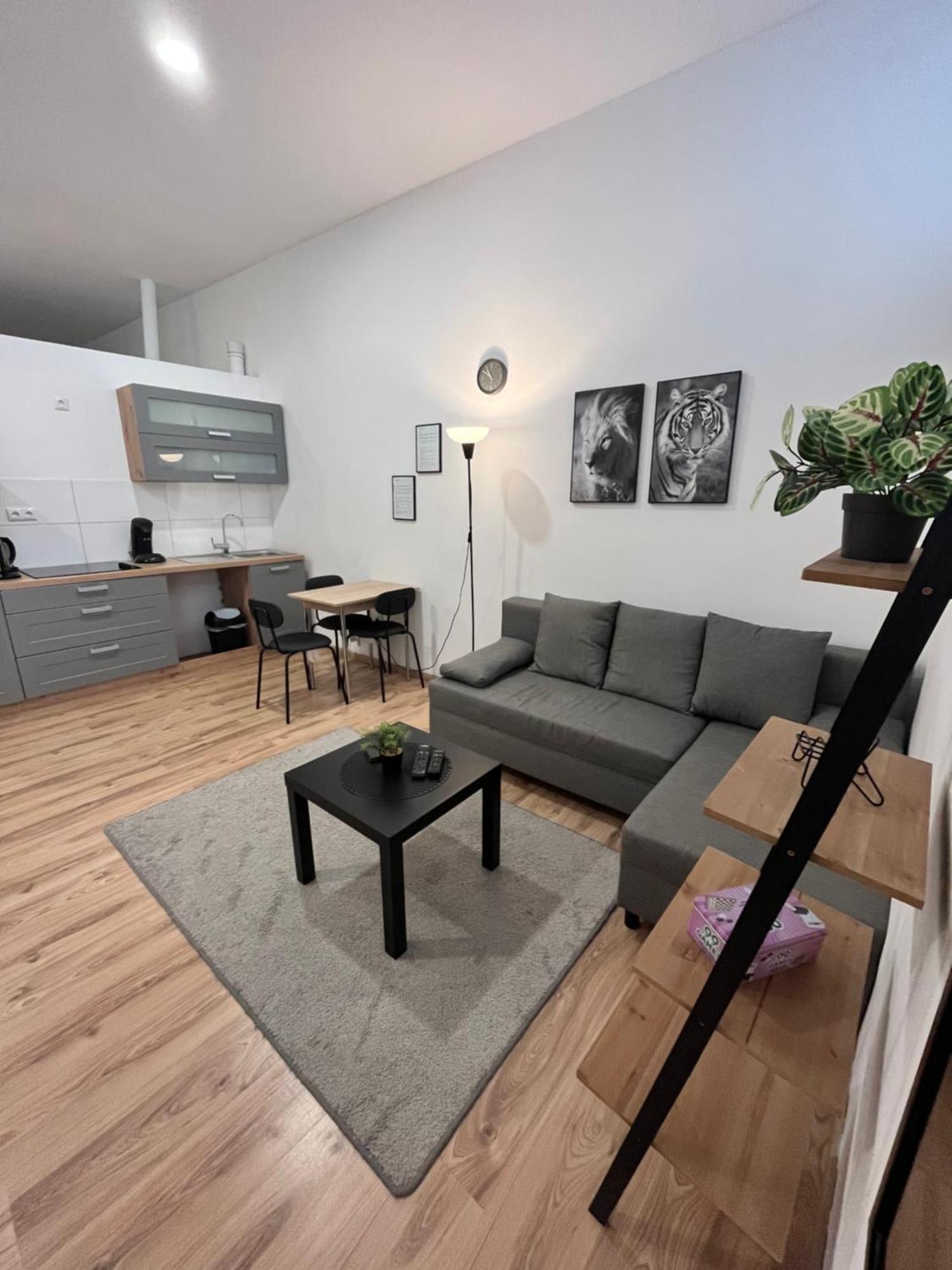 Apartment Central 10C 40Qm Wi-Fi Free Parking Calm Back House Dortmund Extérieur photo